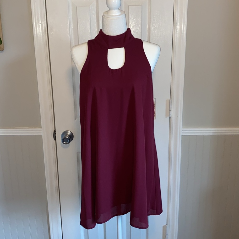 NWT Lucy Love West End Dress size medium, Burgandy